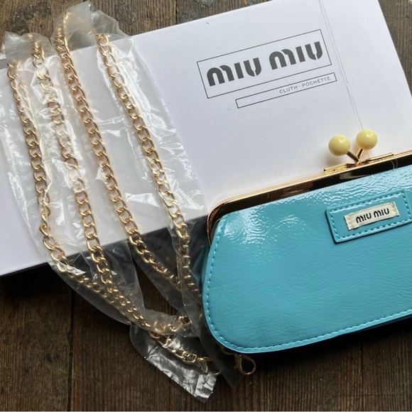 MIU MIU Patent Leather Robins Egg Clutch/Crossbody/Shoulder/Handbag *Restyled - Picture 6 of 14